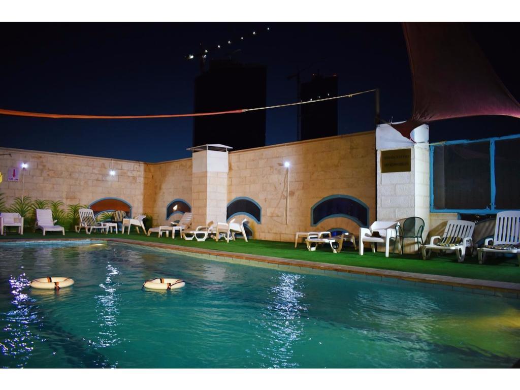 Dana plaza hotsell hotel amman booking